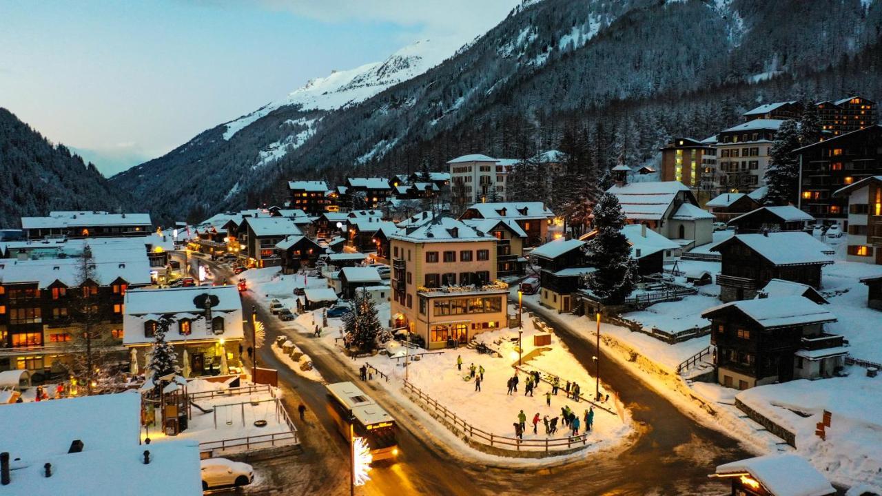 Hotel Le Besso - Swiss Romantic Lodge Zinal Luaran gambar