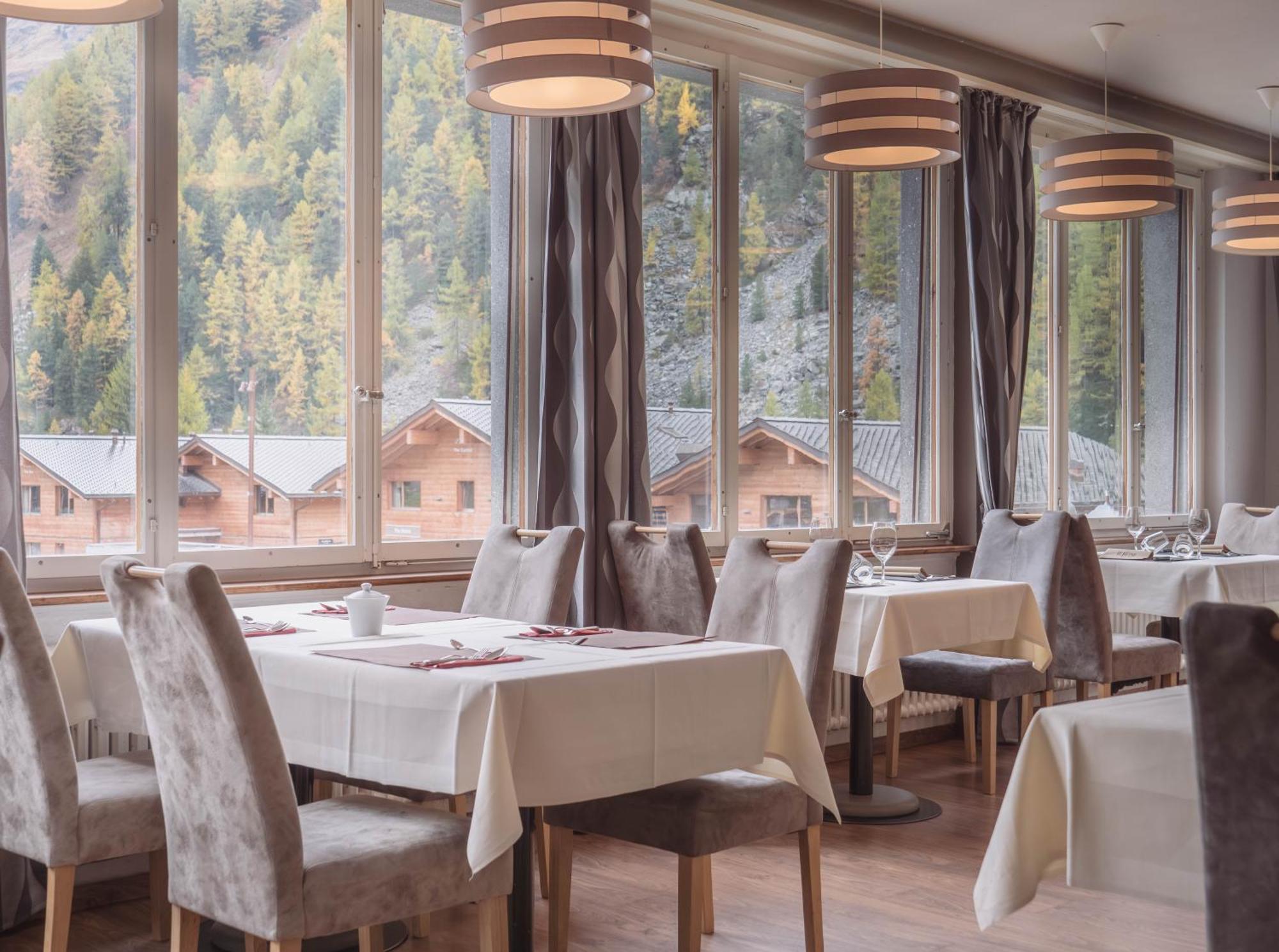 Hotel Le Besso - Swiss Romantic Lodge Zinal Luaran gambar